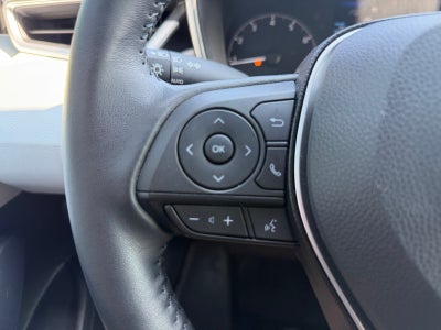 2025 Toyota Corolla Hatchback SE