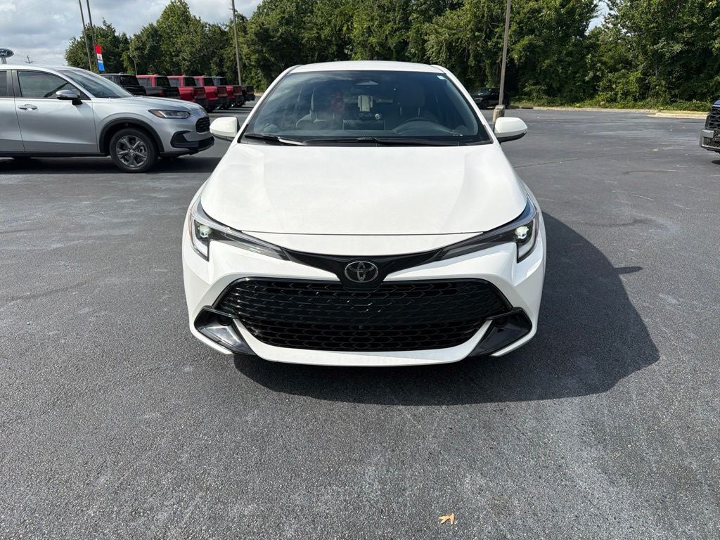 2025 Toyota Corolla Hatchback SE