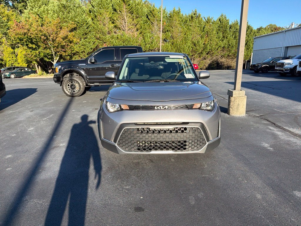2025 Kia Soul Base