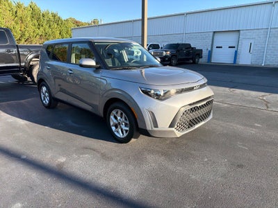 2025 Kia Soul Base