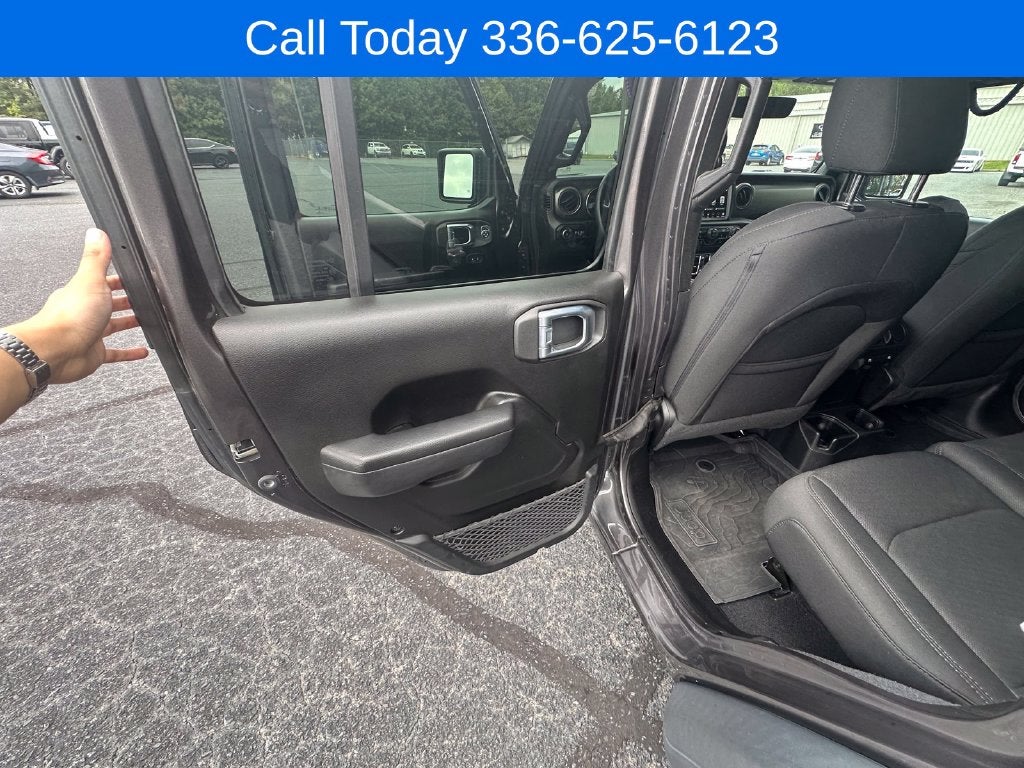 2022 Jeep Wrangler Sport S
