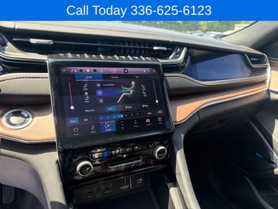 2023 Jeep Grand Cherokee Summit