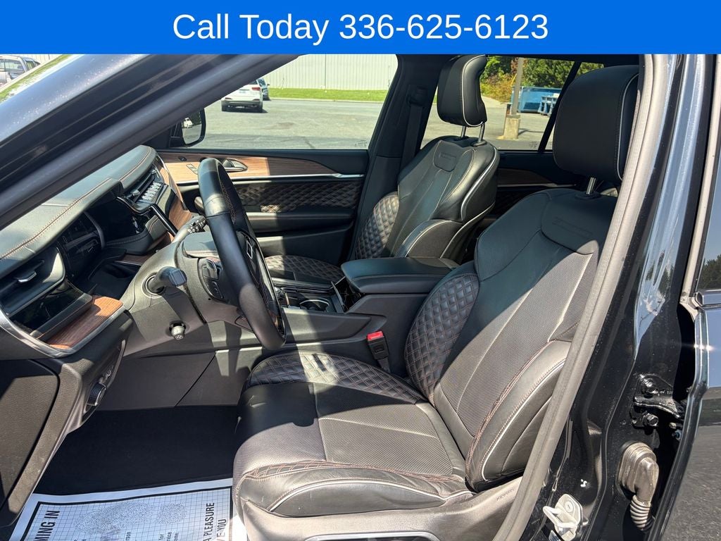 2023 Jeep Grand Cherokee Summit
