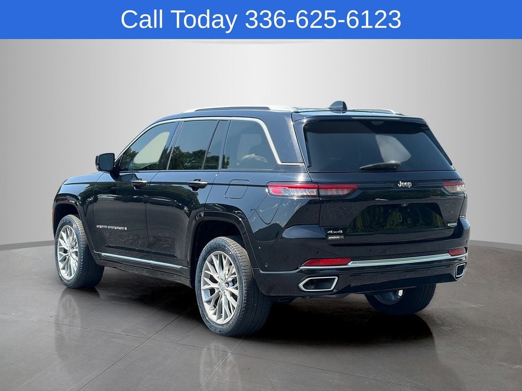 2023 Jeep Grand Cherokee Summit