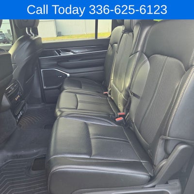 2024 Jeep Wagoneer Base