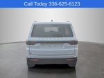 2024 Jeep Wagoneer Base
