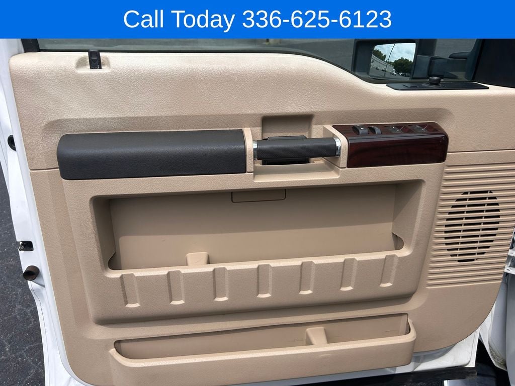 2010 Ford Super Duty F-250 SRW Lariat