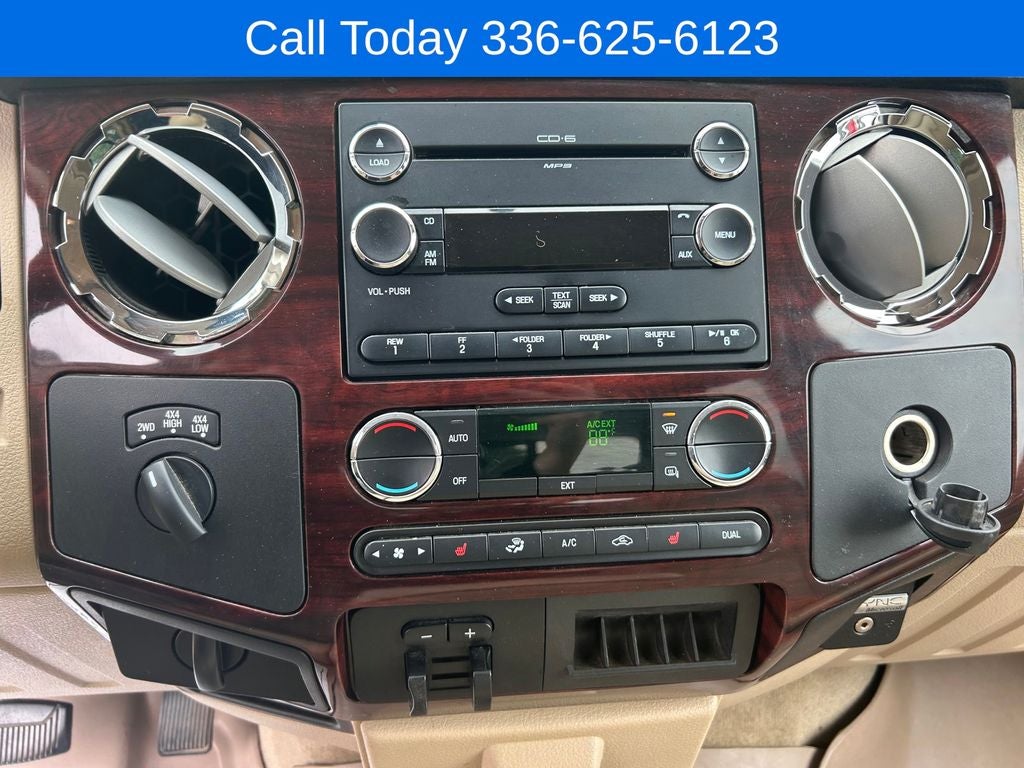 2010 Ford Super Duty F-250 SRW Lariat