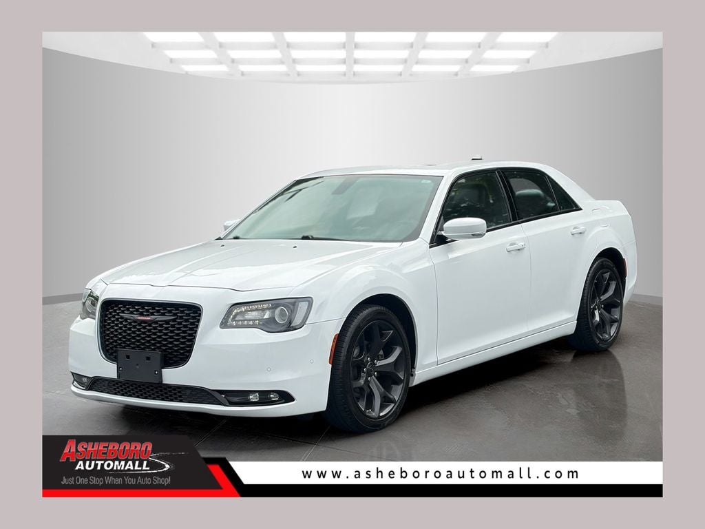 2022 Chrysler 300 S