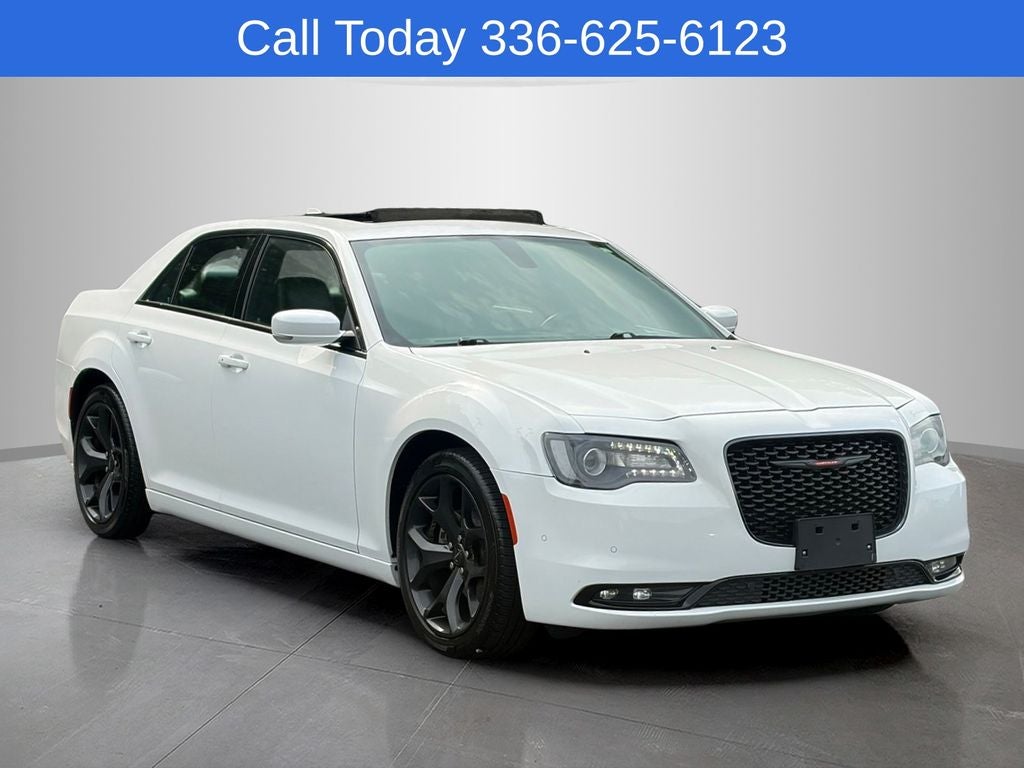 2022 Chrysler 300 S