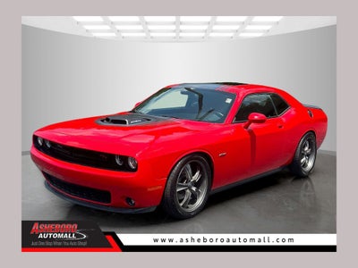 2016 Dodge Challenger R/T Shaker