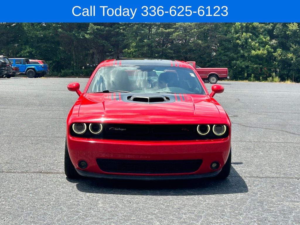 2016 Dodge Challenger R/T Shaker