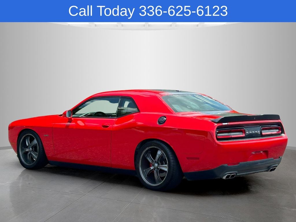 2016 Dodge Challenger R/T Shaker