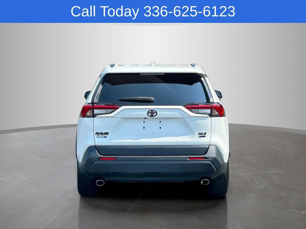 2023 Toyota RAV4 LE