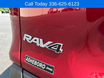 2023 Toyota RAV4 XLE
