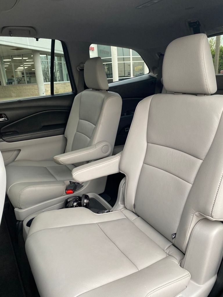 2021 Honda Pilot Touring 7 Passenger