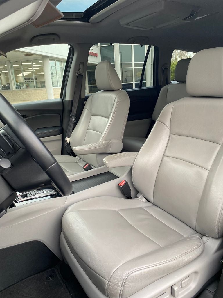 2021 Honda Pilot Touring 7 Passenger