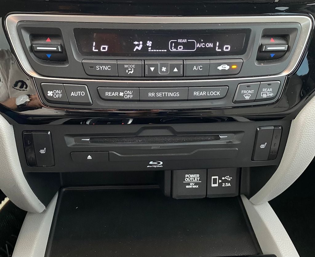 2021 Honda Pilot Touring 7 Passenger