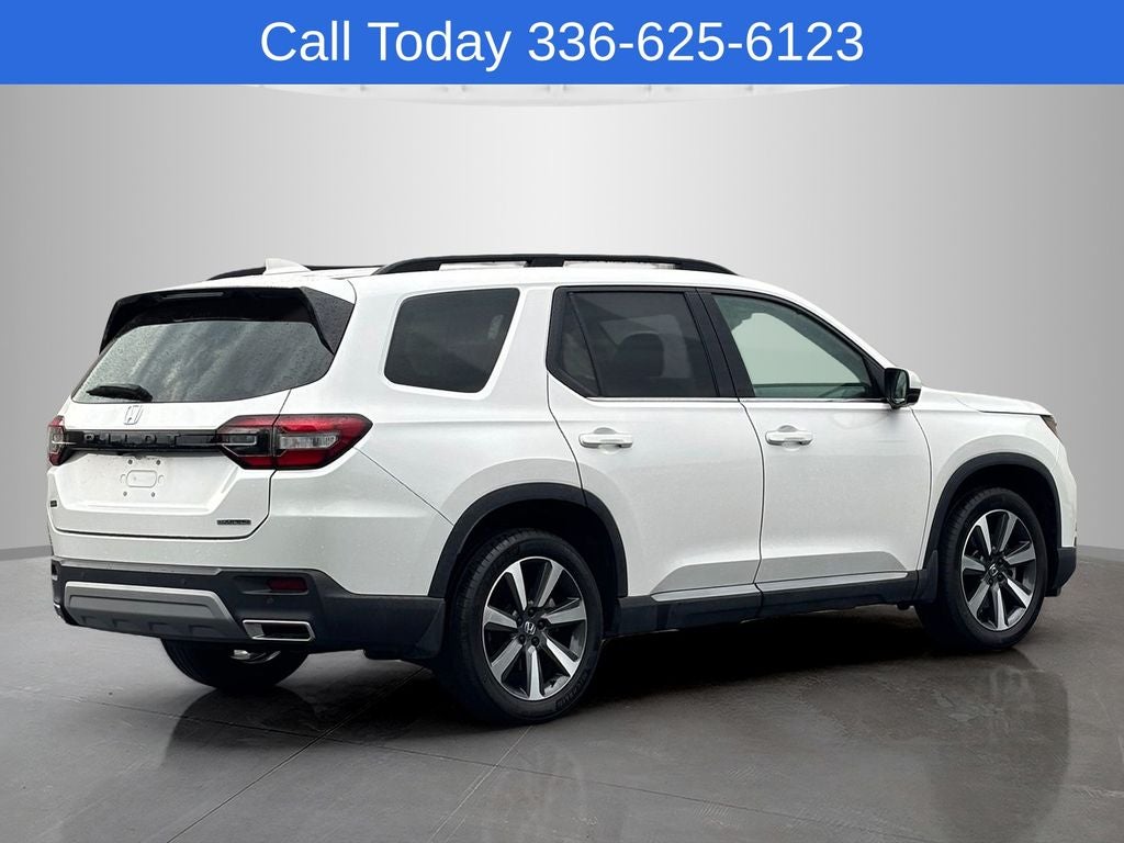 2023 Honda Pilot Touring