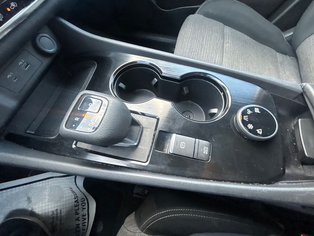2022 Nissan Rogue SV