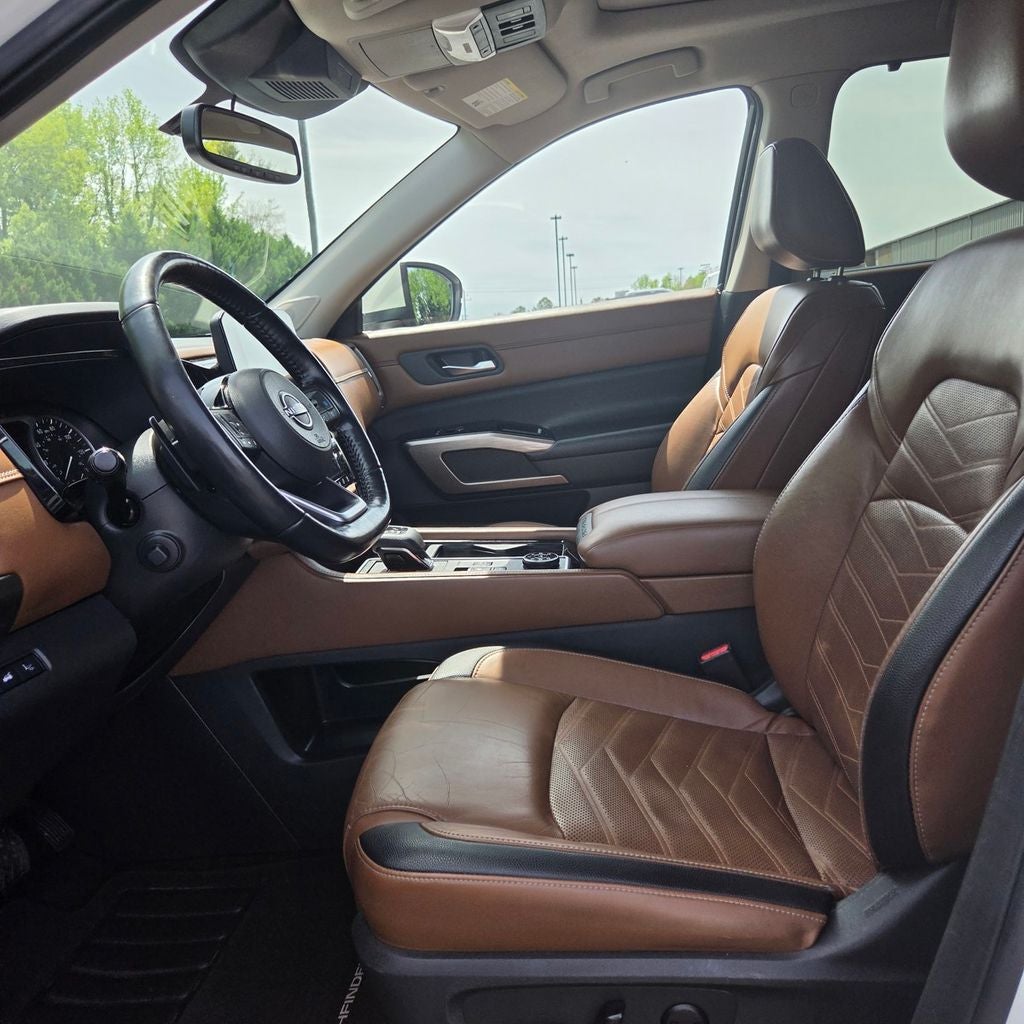 2022 Nissan Pathfinder Platinum