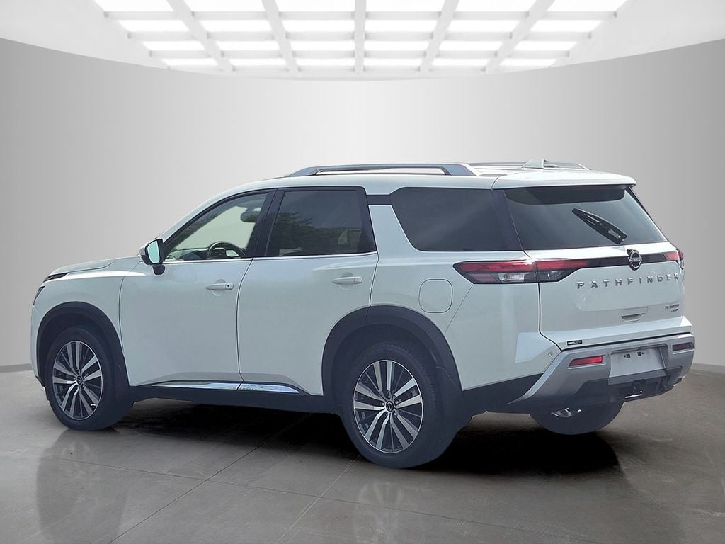 2022 Nissan Pathfinder Platinum