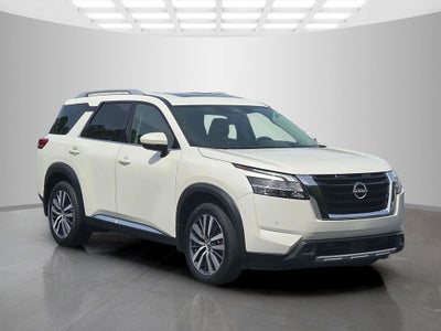 2022 Nissan Pathfinder Platinum
