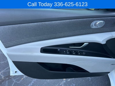 2022 Hyundai Elantra Limited