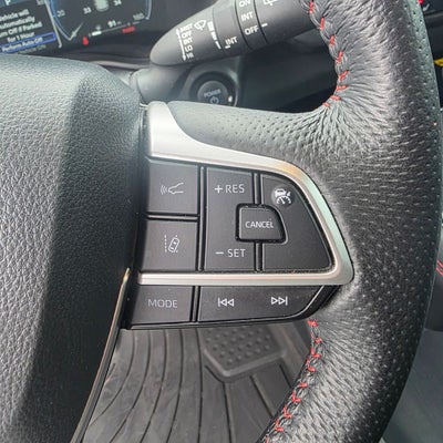 2025 Toyota Sienna XSE 7 Passenger