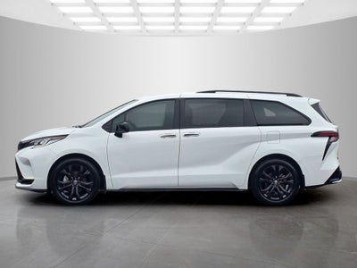 2025 Toyota Sienna XSE 7 Passenger