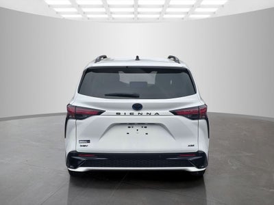 2025 Toyota Sienna XSE 7 Passenger