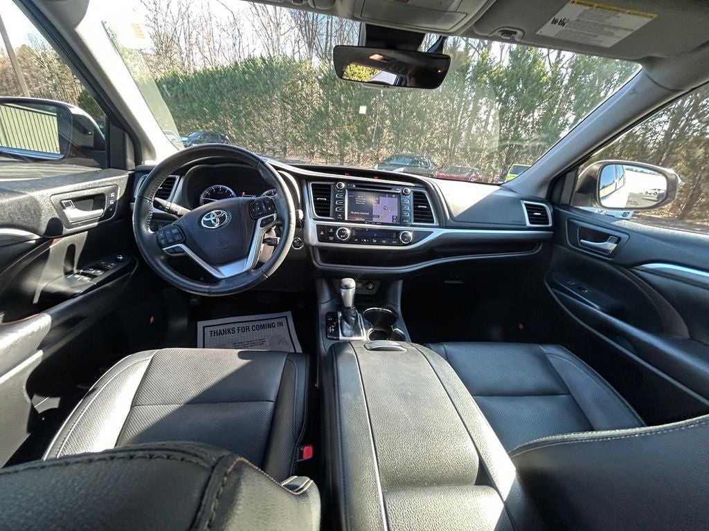 2018 Toyota Highlander Base