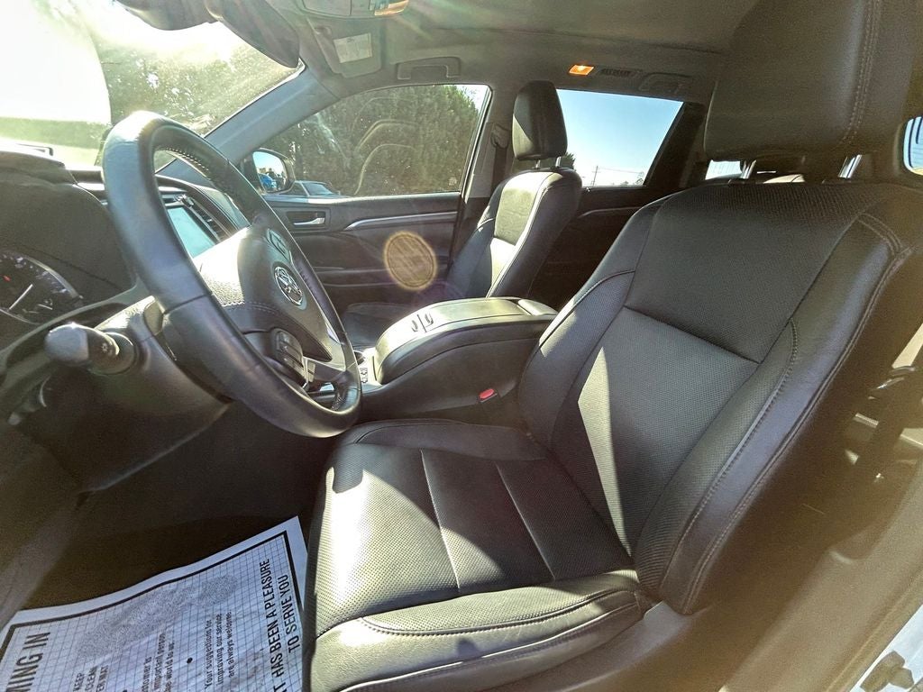 2018 Toyota Highlander Base