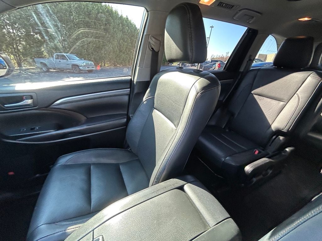 2018 Toyota Highlander Base