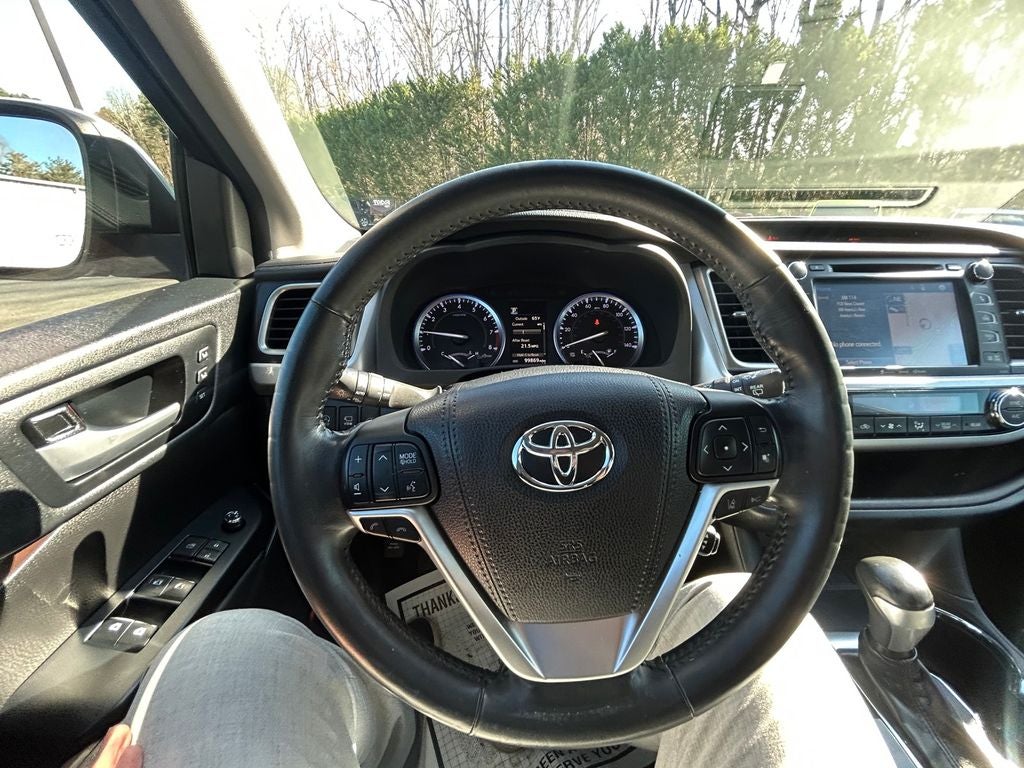 2018 Toyota Highlander Base