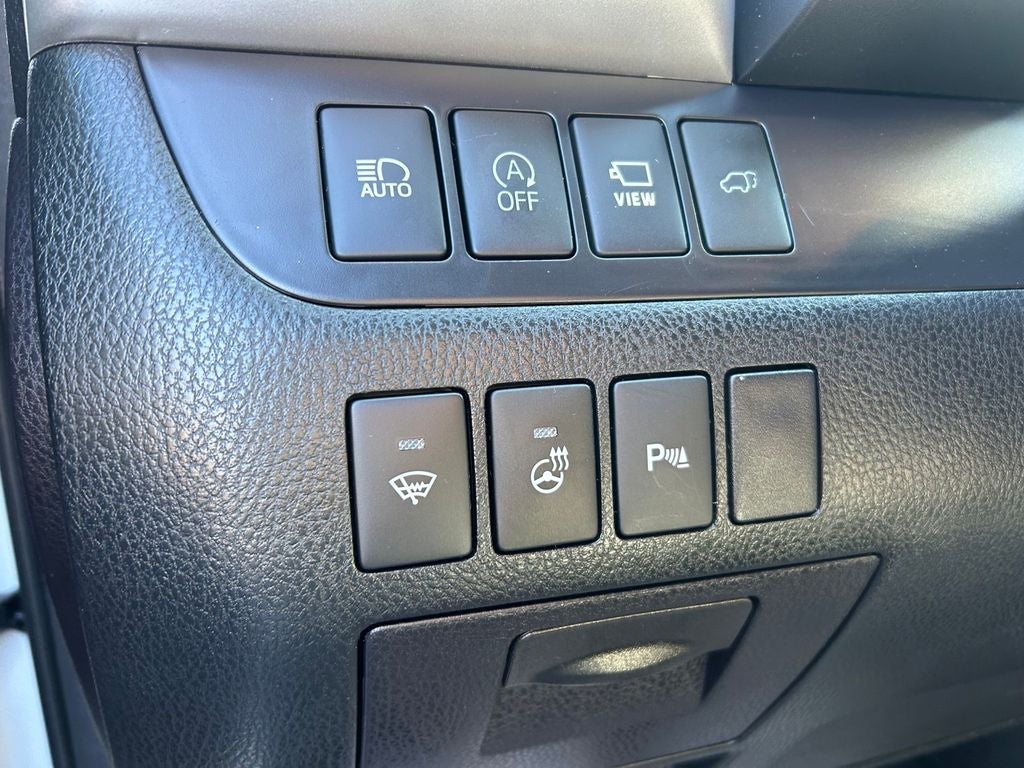 2018 Toyota Highlander Base