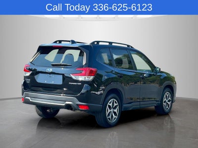 2023 Subaru Forester Premium